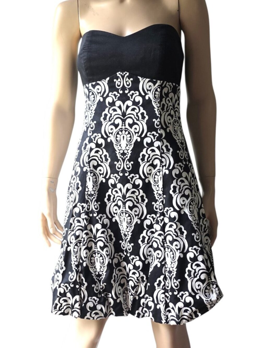 NWT White House Black Market Strapless Damask Fit Flare Dress 6